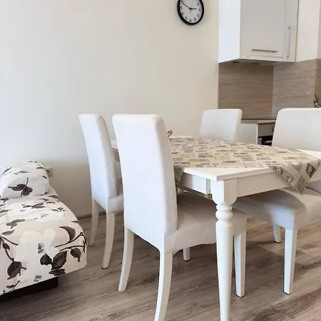 Апартаменти видовые 2-комнатное в комплексе Varna South Bay *