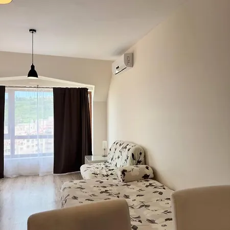 Апартаменти видовые 2-комнатное в комплексе Varna South Bay Аспарухово